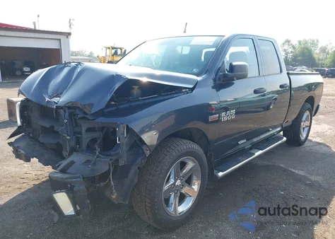 2018 Ram 1500 Express 4X4 6'4 Box из США, поврежденный, VIN 1C6RR7FT8JS198590